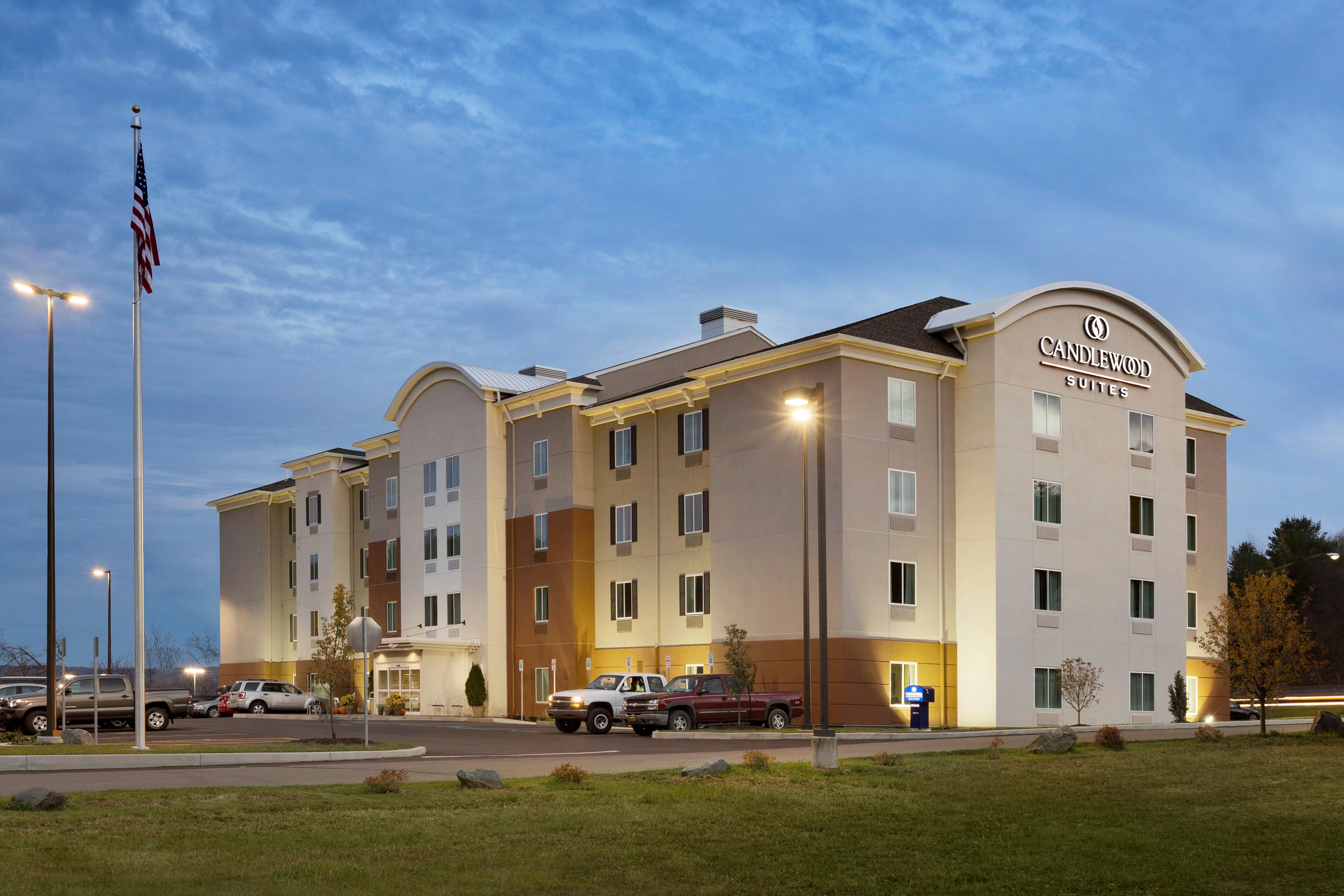 แคนเดิลวู้ด สวีท เวสทัล - บิงแฮมตัน Hotel Vestal ภายนอก รูปภาพ